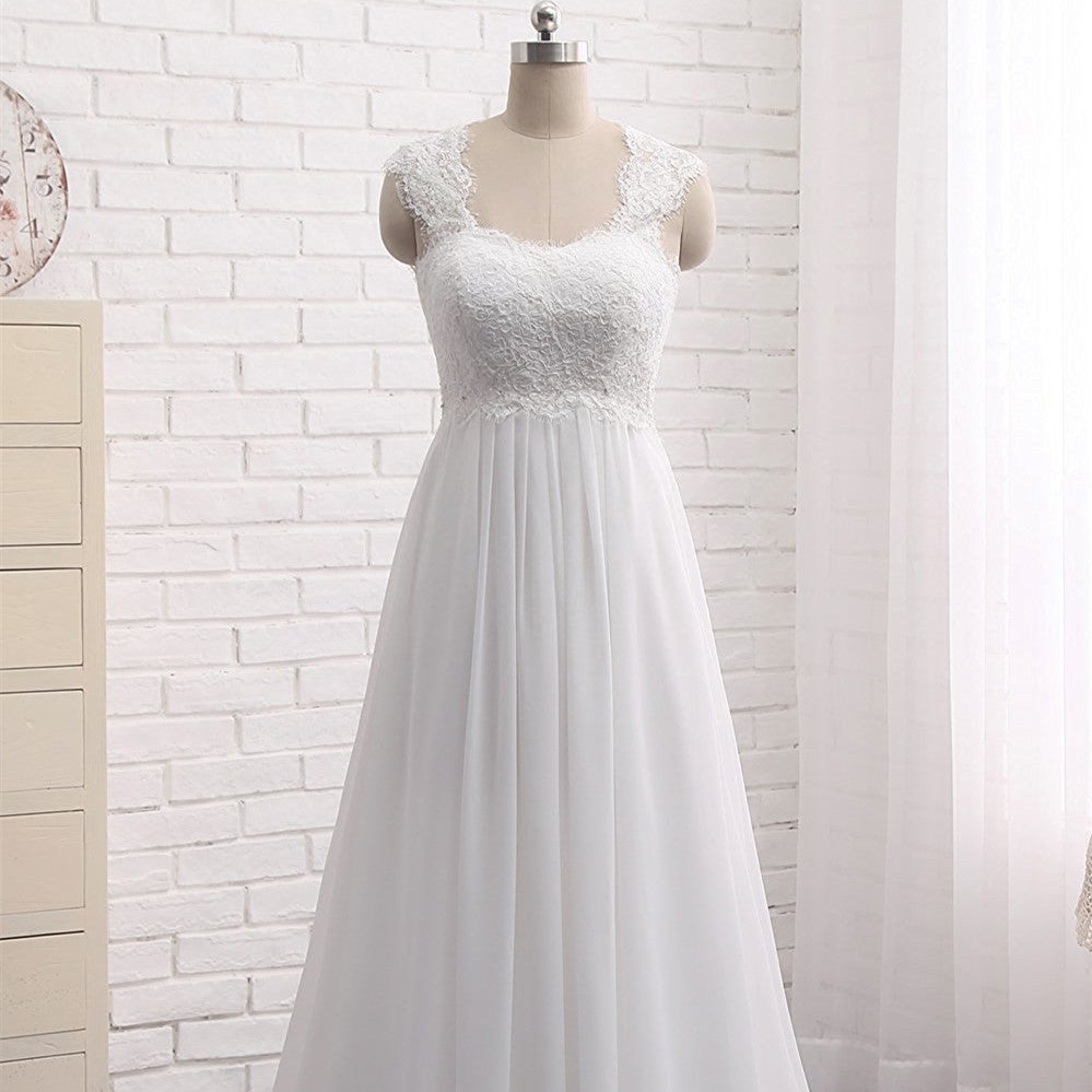 Close Flowing Wedding dress