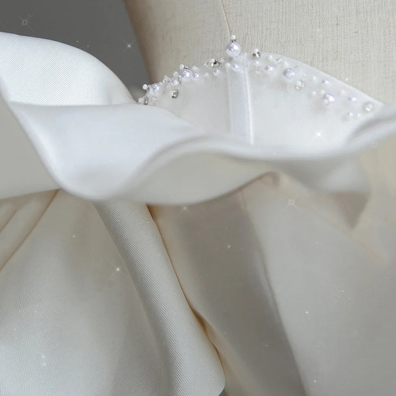 Close up Front Maid Wedding Dress