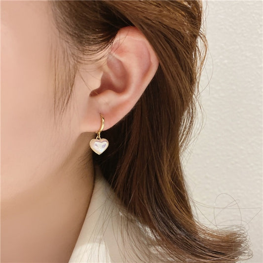 Pearl heart earrings 1